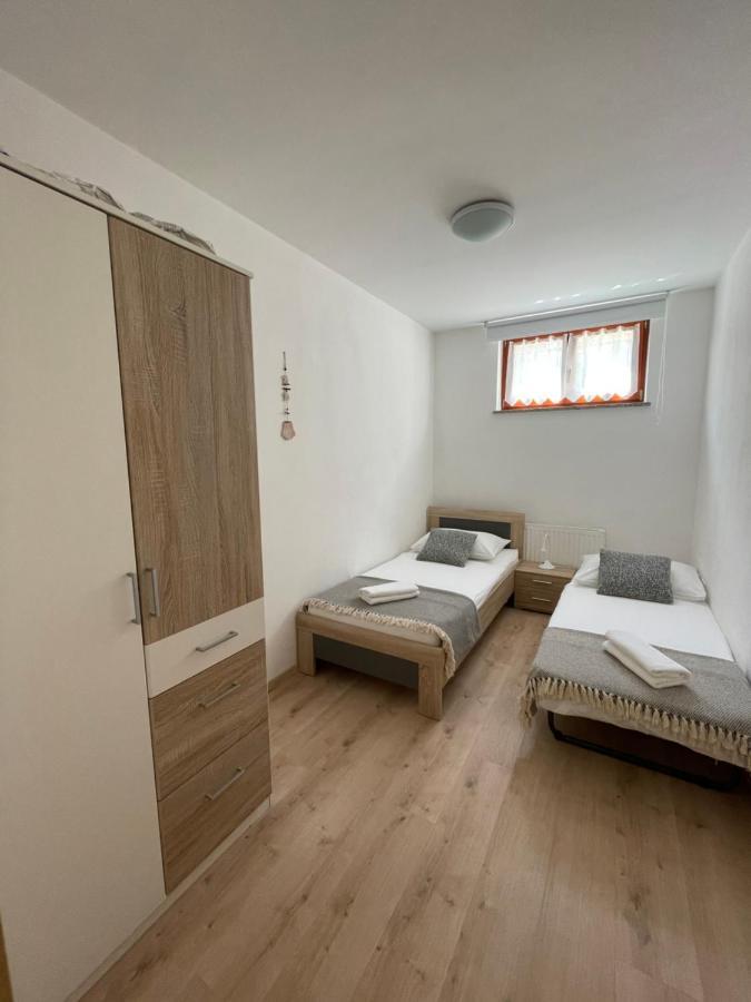 Apartment Sotlar Izola Exterior photo